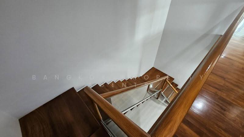Queen’s Park View, Bangkok, 55 Soi Methi Niwet, Khong Tan, Khlong Toei, Bangkok, 3 Bedrooms, 300 sqm, Condo For Rent, by BANGKOK PROPERTY AGENTS, 500517739 - DDproperty.com