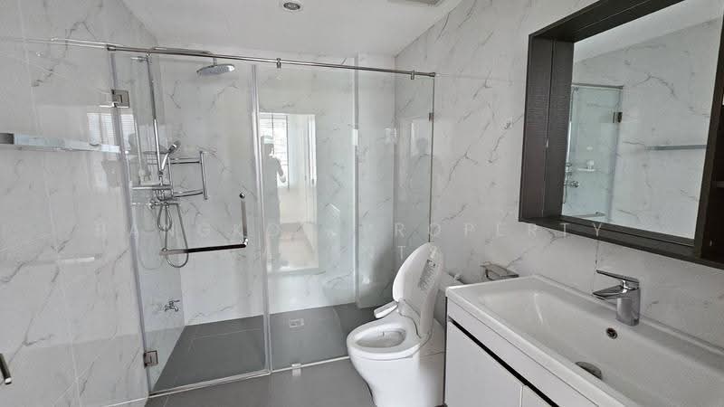 Queen’s Park View, Bangkok, 55 Soi Methi Niwet, Khong Tan, Khlong Toei, Bangkok, 3 Bedrooms, 300 sqm, Condo For Rent, by BANGKOK PROPERTY AGENTS, 500517739 - DDproperty.com