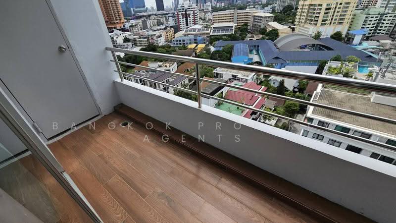 Queen’s Park View, Bangkok, 55 Soi Methi Niwet, Khong Tan, Khlong Toei, Bangkok, 3 Bedrooms, 300 sqm, Condo For Rent, by BANGKOK PROPERTY AGENTS, 500517739 - DDproperty.com