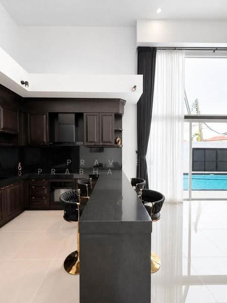 Soi Kor Pai, South Pattaya – Thepprasit, Chon Buri (Pattaya), Soi Kor Pai, Nong Pru, Bang Lamung (Pattaya), Chon Buri (Pattaya), 6 Bedrooms, 280 sqm, Townhouse For Rent, by Praveen Peter, 500517765 - DDproperty.com