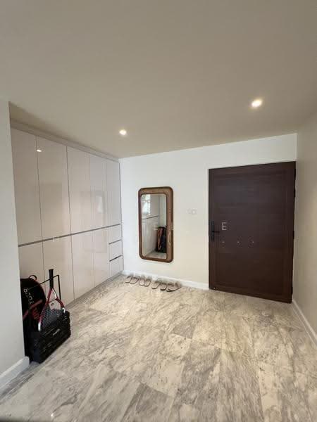 D.S. Tower 1 Sukhumvit 33, Bangkok, Soi Phrom Chit, Khlong Tan Nua, Watthana, Bangkok, 3 Bedrooms, 236 sqm, Condo For Sale, by The Elite Homes (Thailand) Co., Ltd., 500517792 - DDproperty.com