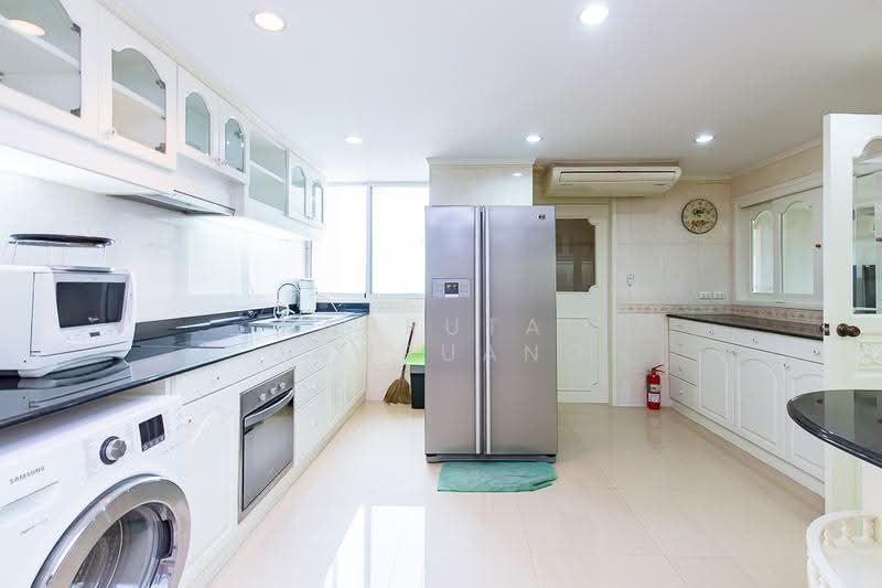 Tai Ping Towers, Bangkok, 582 Soi Sukhumvit 63, Khlong Tan Nua, Watthana, Bangkok, 3 Bedrooms, 216 sqm, Condo For Rent, by Kanrutai Dawruang, 500517802 - DDproperty.com