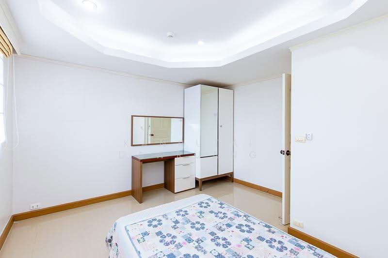 Tai Ping Towers, Bangkok, 582 Soi Sukhumvit 63, Khlong Tan Nua, Watthana, Bangkok, 3 Bedrooms, 216 sqm, Condo For Rent, by Kanrutai Dawruang, 500517802 - DDproperty.com