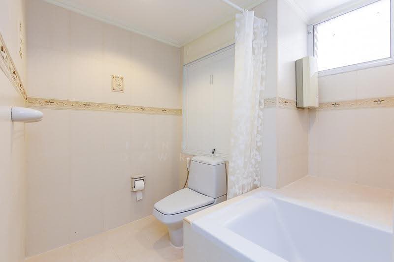 Tai Ping Towers, Bangkok, 582 Soi Sukhumvit 63, Khlong Tan Nua, Watthana, Bangkok, 3 Bedrooms, 216 sqm, Condo For Rent, by Kanrutai Dawruang, 500517802 - DDproperty.com