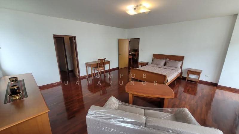 Aramvej Apartment, Bangkok, 181 Soi Sukhumvit 49/11, Khlong Tan Nua, Watthana, Bangkok, 3 Bedrooms, 300 sqm, Apartment For Rent, by Sompob Buaparungsri, 500517806 - DDproperty.com