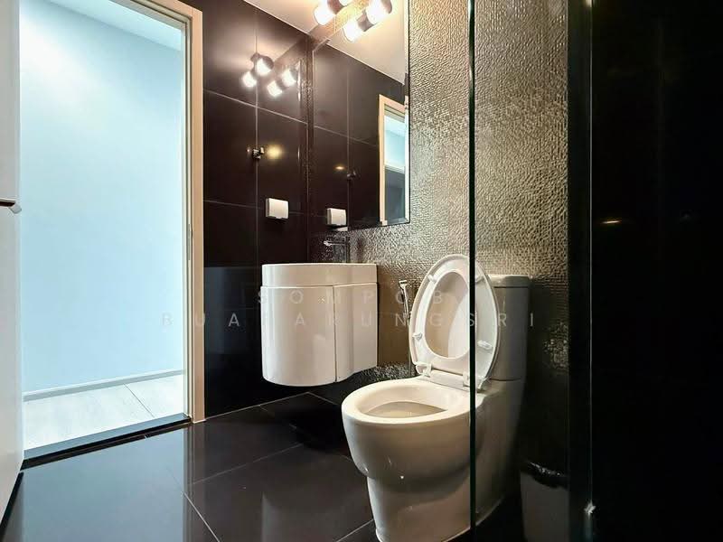 Rhythm Sukhumvit 36-38, Bangkok, 55 Soi Sukhumvit 36, Sukhumvit Road, Phra Kanong, Khlong Toei, Bangkok, 2 Bedrooms, 88 sqm, Condo For Rent, by Sompob Buaparungsri, 500517810 - DDproperty.com