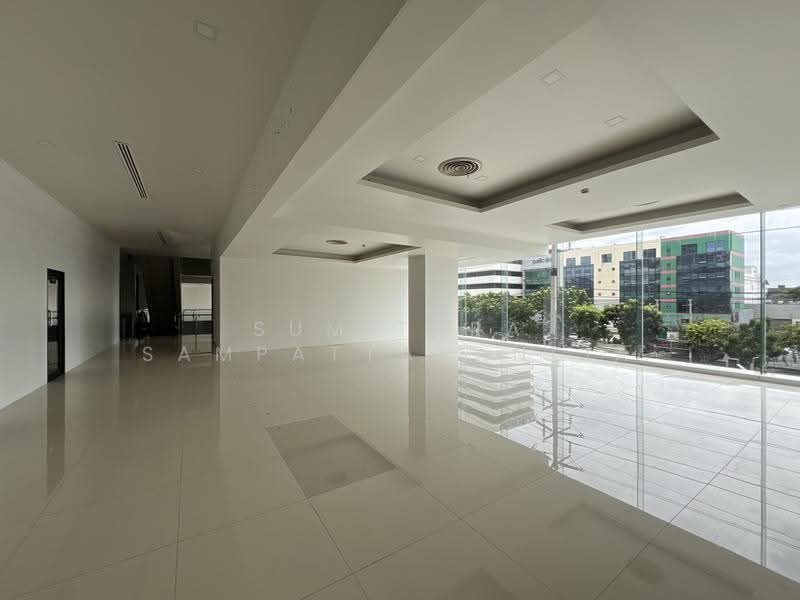 Space for rent Ratchadaphisek, Bangkok, Din Daeng, Bangkok, , 100 sqm, Retail Space For Rent, by Sumitara Sampattavanija, 500517812 - DDproperty.com