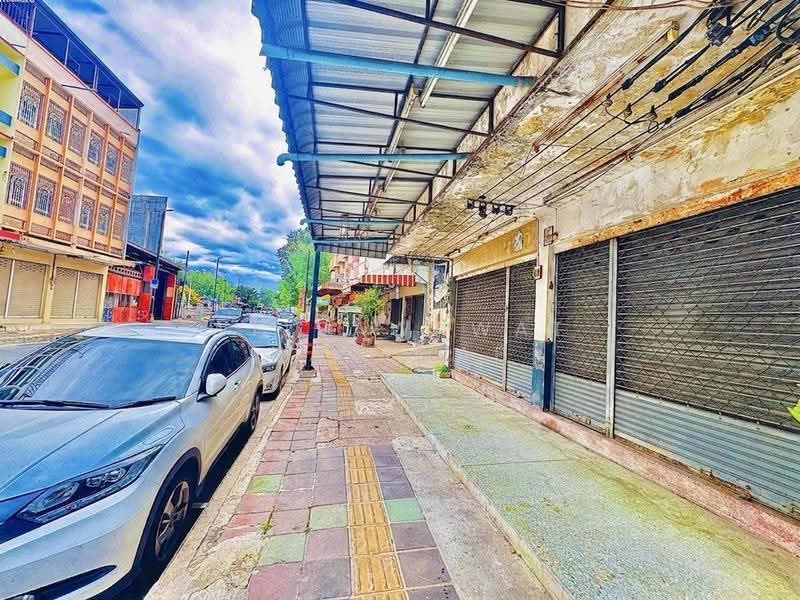 ขายตึกแถว 3 ชั้นครึ่ง ใจกลางเมืองโคราช ถนนสุรนารี ต.ในเมือง อ.เมืองนครราชสีมา, nakhon-ratchasima, Nai Muang, Muang Nakhon Ratchasima, Nakhon Ratchasima, , 468 sqm, Shophouse For Sale, by Witsawawat Nakthae, 500517813 - DDproperty.com