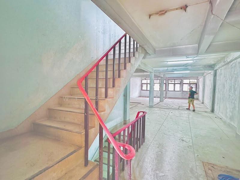 ขายตึกแถว 3 ชั้นครึ่ง ใจกลางเมืองโคราช ถนนสุรนารี ต.ในเมือง อ.เมืองนครราชสีมา, นครราชสีมา, ในเมือง, เมืองนครราชสีมา, นครราชสีมา, 468 ตร.ม., ตึกแถว-อาคารพาณิชย์ ขาย, โดย Witsawawat Nakthae, 500517813 - DDproperty.com