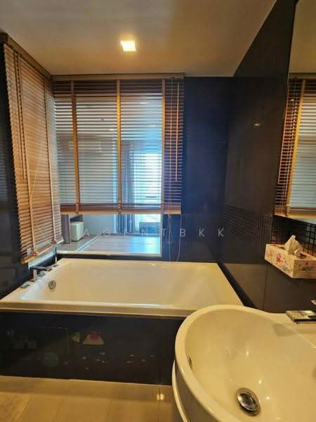 Rhythm Sathorn, Bangkok, 141 Soi Sathorn 21, Yan Nawa, Sathon, Bangkok, 1 Bedroom, 45 sqm, Condo For Rent, by Agentbkk, 500517828 - DDproperty.com
