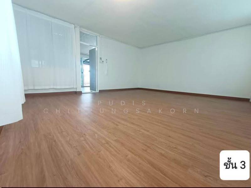 3-Storey Corner Commercial Building for Rent | Sathorn - Narathiwas, Bangkok, Yan Nawa, Sathon, Bangkok, , 200 sqm, Shophouse For Rent, by Pudis Chitrungsakorn, 500517884 - DDproperty.com