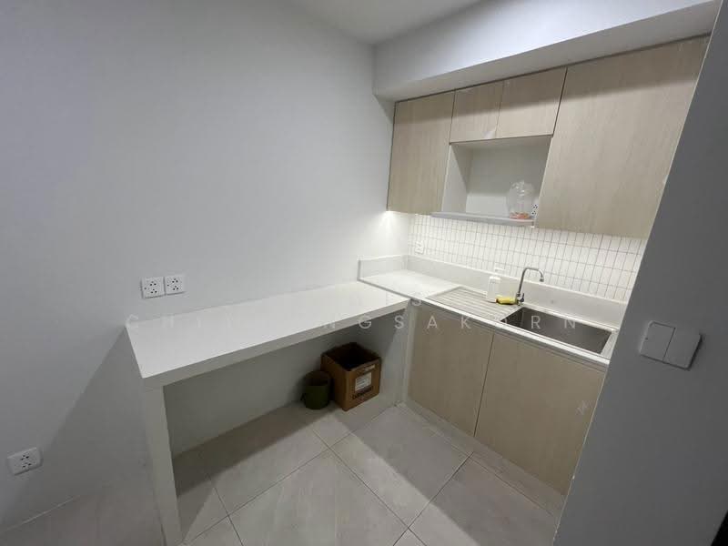 3-Storey Showroom for Rent – Naradhiwas Rajanagarindra | Sathorn | Prime Commercial Location, Bangkok, Thung Maha Mek, Sathon, Bangkok, , 1,200 sqm, Office Space For Rent, by Pudis Chitrungsakorn, 500517891 - DDproperty.com