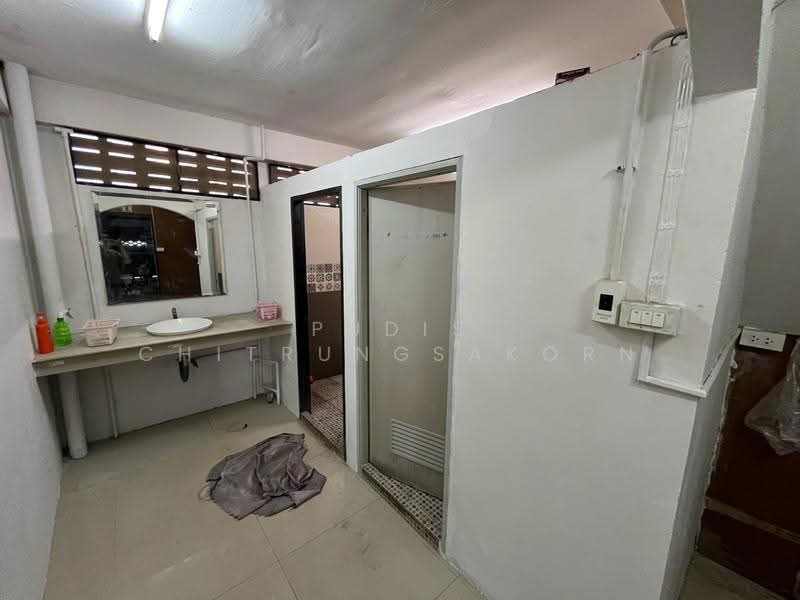2-Storey Double Commercial Building for Rent – Chan Road Soi 27, Bangkok, Thung Wat Don, Sathon, Bangkok, , 200 sqm, Shophouse For Rent, by Pudis Chitrungsakorn, 500517898 - DDproperty.com