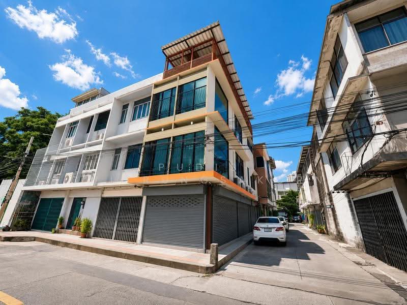 อาคารพาณิชย์ 4 ชั้น ห้องหัวมุมให้เช่า ถนนจันทน์ – นราธิวาสราชนครินทร์ – สาธุประดิษฐ์, กรุงเทพ, ทุ่งวัดดอน, สาทร, กรุงเทพ, 180 ตร.ม., ตึกแถว-อาคารพาณิชย์ ให้เช่า, โดย Pudis Chitrungsakorn, 500517907 - DDproperty.com