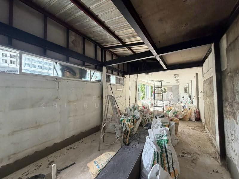 2-Level Retail Space for Rent – Sathorn | Naradhiwas, Bangkok, Thung Maha Mek, Sathon, Bangkok, , 247 sqm, Retail Space For Rent, by Pudis Chitrungsakorn, 500517909 - DDproperty.com