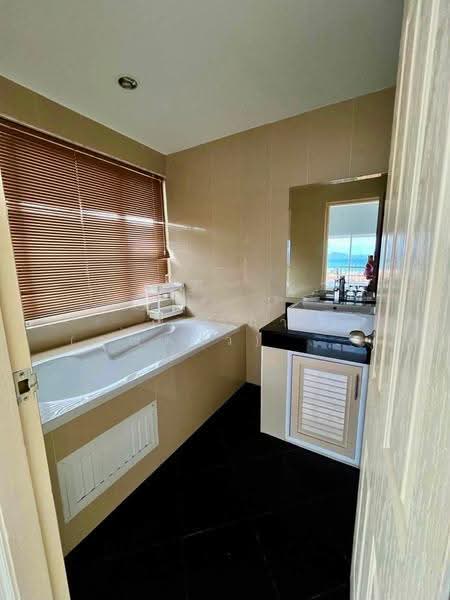 New Nordic VIP 1 Pratumnak, Chon Buri (Pattaya), 4 พระตำหนัก, Nong Pru, Bang Lamung (Pattaya), Chon Buri (Pattaya), 3 Bedrooms, 154 sqm, Condo For Sale, by Nichapa Phiachan, 500517948 - DDproperty.com