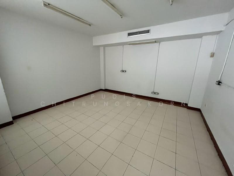 4-Storey Commercial Building for Rent – Thetsaban Nimit Nuea | Prachachuen | Chatuchak, Bangkok, Lat Yao, Chatuchak, Bangkok, , 800 sqm, Shophouse For Rent, by Pudis Chitrungsakorn, 500517953 - DDproperty.com