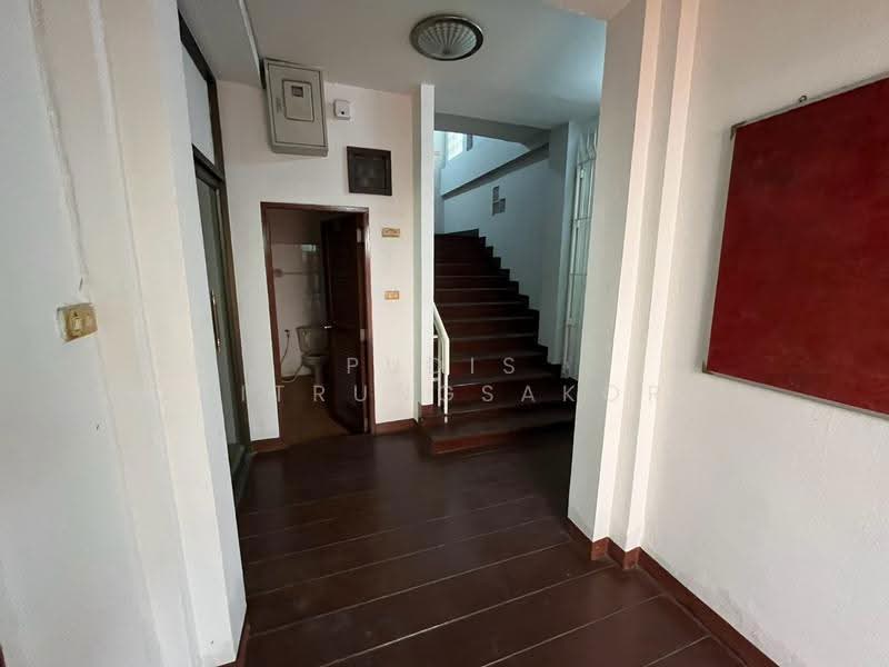 4-Storey Commercial Building for Rent – Thetsaban Nimit Nuea | Prachachuen | Chatuchak, Bangkok, Lat Yao, Chatuchak, Bangkok, , 800 sqm, Shophouse For Rent, by Pudis Chitrungsakorn, 500517953 - DDproperty.com