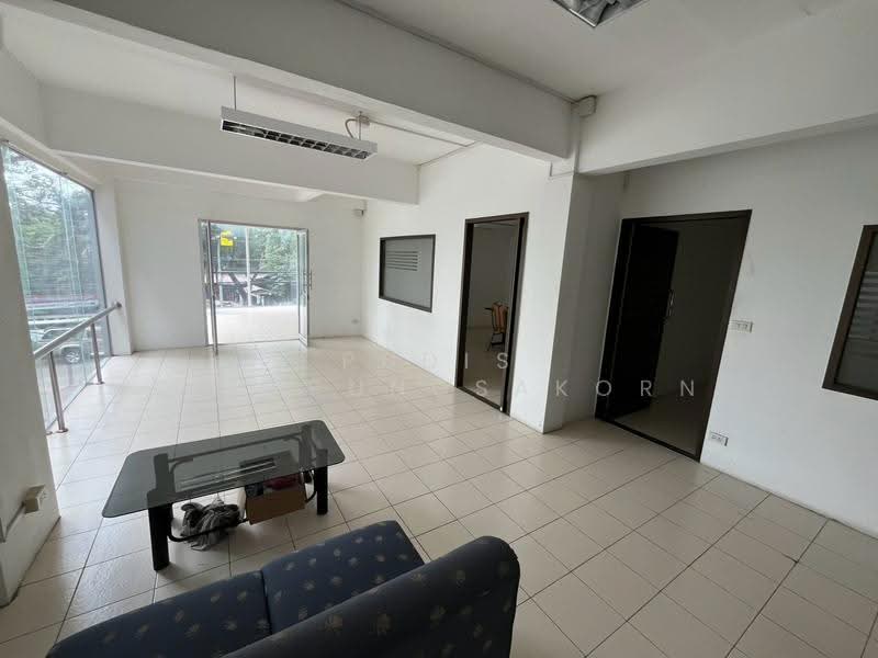 4-Storey Commercial Building for Rent – Thetsaban Nimit Nuea | Prachachuen | Chatuchak, Bangkok, Lat Yao, Chatuchak, Bangkok, , 800 sqm, Shophouse For Rent, by Pudis Chitrungsakorn, 500517953 - DDproperty.com