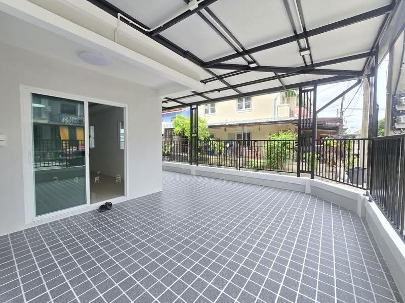 Baan Pruksa 20 Lumlukka Klong 2, Pathum Thani, Soi Lam Luk Ka 11, Khu Khot, Lam Luk Ka, Pathum Thani, 3 Bedrooms, 100 sqm, Townhouse For Sale, by นภัสศรณ์ วงศ์สินไทยกร (นันท์), 500517966 - DDproperty.com