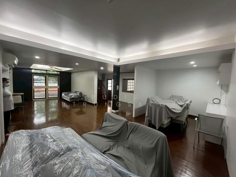 บ้านเดี่ยว 2 ชั้น ให้เช่า | พระราม 9, กรุงเทพ, ห้วยขวาง, กรุงเทพ, 166 ตร.ม., บ้านเดี่ยว ให้เช่า, โดย Pudis Chitrungsakorn, 500517968 - DDproperty.com