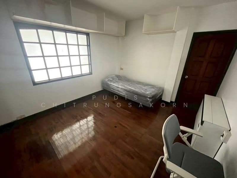 บ้านเดี่ยว 2 ชั้น ให้เช่า | พระราม 9, กรุงเทพ, ห้วยขวาง, กรุงเทพ, 166 ตร.ม., บ้านเดี่ยว ให้เช่า, โดย Pudis Chitrungsakorn, 500517968 - DDproperty.com