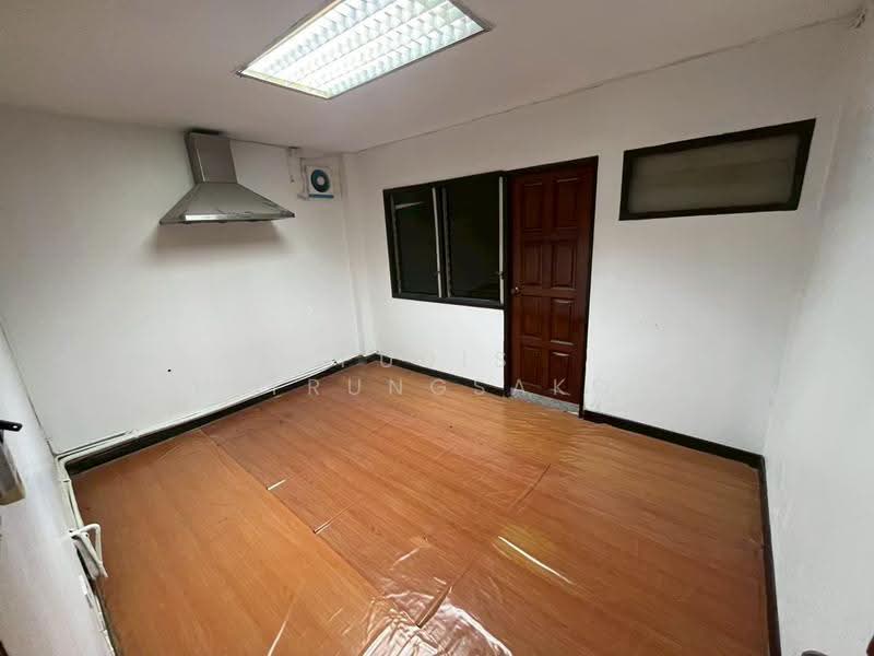 2-Storey Detached House for Rent | Rama 9, Bangkok, Huai Khwang, Bangkok, 3 Bedrooms, 166 sqm, Single Detached House For Rent, by Pudis Chitrungsakorn, 500517968 - DDproperty.com
