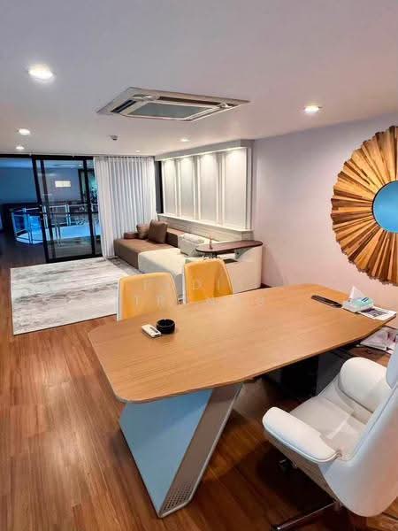 7-Storey Office Building for Rent – Ratchada, Sutthisan, Bangkok, Samsen Nok, Huai Khwang, Bangkok, , 2,000 sqm, Office Space For Rent, by Pudis Chitrungsakorn, 500517995 - DDproperty.com