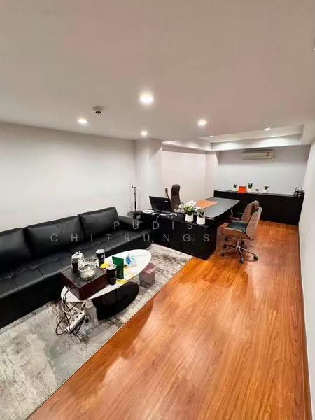 7-Storey Office Building for Rent – Ratchada, Sutthisan, Bangkok, Samsen Nok, Huai Khwang, Bangkok, , 2,000 sqm, Office Space For Rent, by Pudis Chitrungsakorn, 500517995 - DDproperty.com