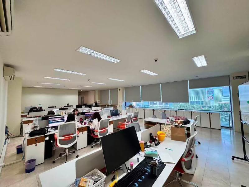 7-Storey Office Building for Rent – Ratchada, Sutthisan, Bangkok, Samsen Nok, Huai Khwang, Bangkok, , 2,000 sqm, Office Space For Rent, by Pudis Chitrungsakorn, 500517995 - DDproperty.com
