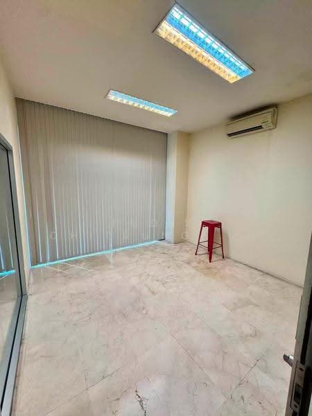 อาคารสำนักงาน 7 ชั้นให้เช่า รัชดา – สุทธิสาร, กรุงเทพ, สามเสนนอก, ห้วยขวาง, กรุงเทพ, 2,000 ตร.ม., สำนักงาน ให้เช่า, โดย Pudis Chitrungsakorn, 500517995 - DDproperty.com