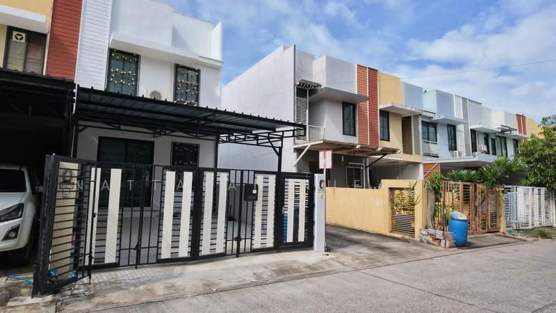 หมู่บ้านร็อคการ์เด้น-สุวรรณภูมิ, Bangkok, Thab Yao, Lat Krabang, Bangkok, 3 Bedrooms, 130 sqm, Townhouse For Sale, by Nattakan nueaiam, 500518000 - DDproperty.com