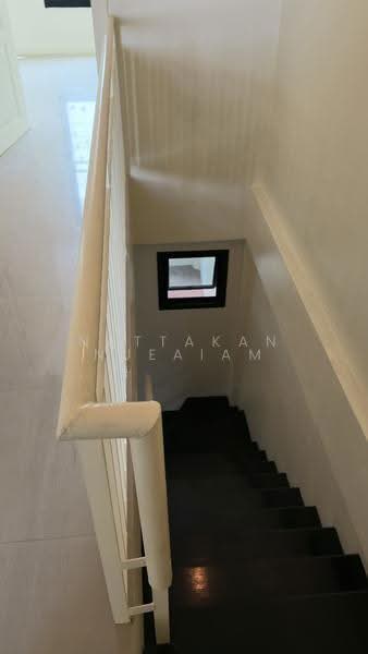 หมู่บ้านร็อคการ์เด้น-สุวรรณภูมิ, Bangkok, Thab Yao, Lat Krabang, Bangkok, 3 Bedrooms, 130 sqm, Townhouse For Sale, by Nattakan nueaiam, 500518000 - DDproperty.com
