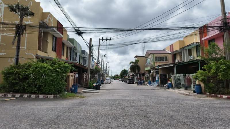 หมู่บ้านร็อคการ์เด้น-สุวรรณภูมิ, Bangkok, Thab Yao, Lat Krabang, Bangkok, 3 Bedrooms, 130 sqm, Townhouse For Sale, by Nattakan nueaiam, 500518000 - DDproperty.com
