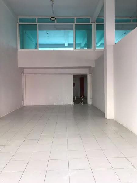 3 Connected Commercial Buildings for Rent – Huai Khwang, Mengjai, Bangkok, Samsen Nok, Huai Khwang, Bangkok, , 624 sqm, Shophouse For Rent, by Pudis Chitrungsakorn, 500518001 - DDproperty.com