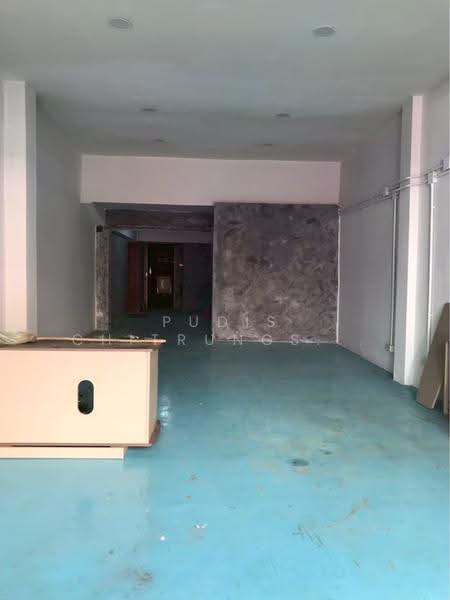 3 Connected Commercial Buildings for Rent – Huai Khwang, Mengjai, Bangkok, Samsen Nok, Huai Khwang, Bangkok, , 624 sqm, Shophouse For Rent, by Pudis Chitrungsakorn, 500518001 - DDproperty.com