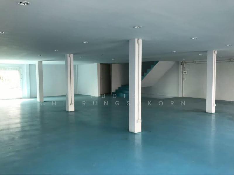 3 Connected Commercial Buildings for Rent – Huai Khwang, Mengjai, Bangkok, Samsen Nok, Huai Khwang, Bangkok, , 624 sqm, Shophouse For Rent, by Pudis Chitrungsakorn, 500518001 - DDproperty.com