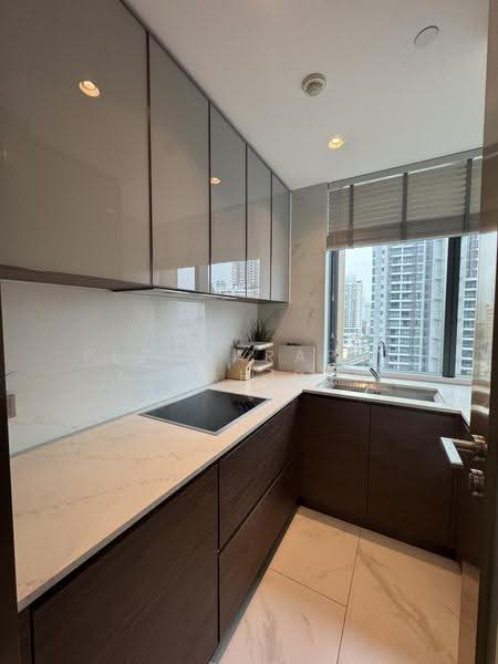 The Estelle Phrom Phong, Bangkok, 131 Soi Sukhumvit 26, Khong Tan, Khlong Toei, Bangkok, 3 Bedrooms, 162 sqm, Condo For Rent, by Petcharaporn Mahipan, 500518021 - DDproperty.com