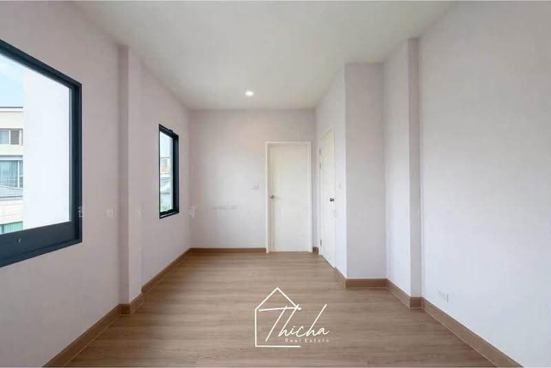 Ninya Kallapaphruek, Bangkok, 87 Kallapaphruek Road, Bang Bon, Bangkok, 4 Bedrooms, 270 sqm, Semi-Detached House (Twin House) For Sale, by Thicha Jaksirichanakul, 500518038 - DDproperty.com