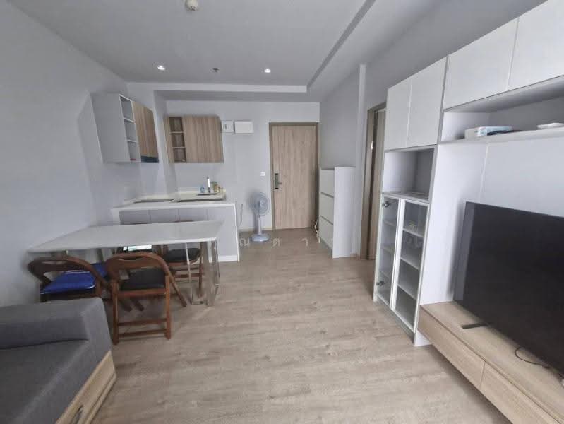 Altitude Unicorn Sathorn-Tha Phra, Bangkok, Ratchaphruek Road, Talat Plu, Thon Buri, Bangkok, 1 Bedroom, 35 sqm, Condo For Sale, by คุณดาว, 500518049 - DDproperty.com