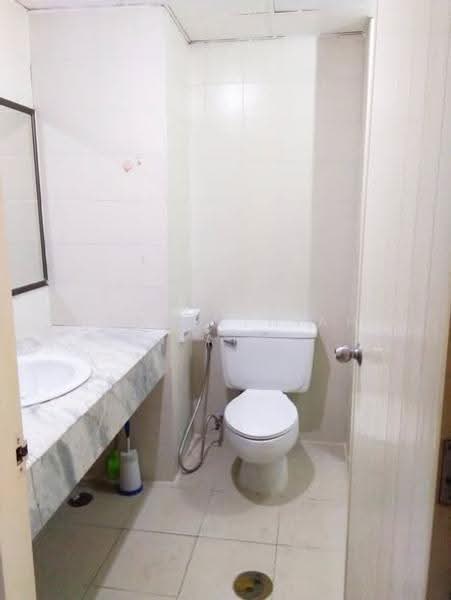 Country Complex Bangna, Bangkok, Sanpawut Road, Bang Na, Bangkok, Studio, 39 sqm, Condo For Rent, by Netsanthiah Ai, 500518054 - DDproperty.com