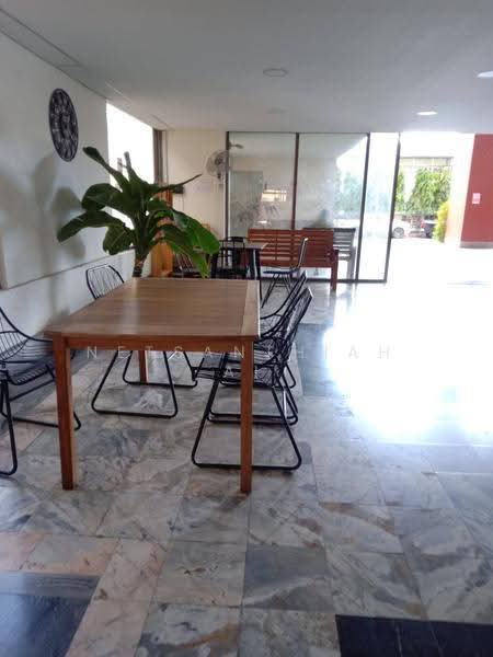 Country Complex Bangna, Bangkok, Sanpawut Road, Bang Na, Bangkok, Studio, 39 sqm, Condo For Rent, by Netsanthiah Ai, 500518054 - DDproperty.com