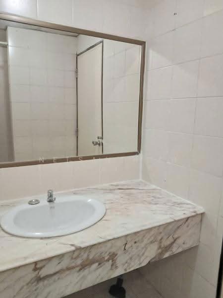 Country Complex Bangna, Bangkok, Sanpawut Road, Bang Na, Bangkok, Studio, 39 sqm, Condo For Rent, by Netsanthiah Ai, 500518054 - DDproperty.com