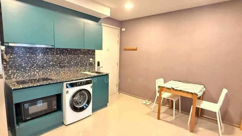 The Base Sukhumvit 50, Bangkok, Soi Roem Charoen 1, Sukhumvit 50 Road, Phra Kanong, Khlong Toei, Bangkok, 1 Bedroom, 35 sqm, Condo For Rent, by Jarunat K, 500518061 - DDproperty.com