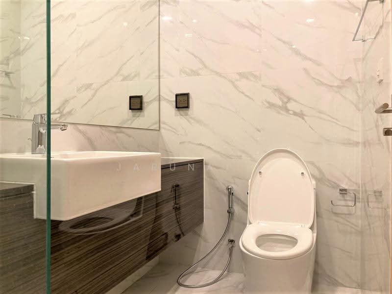 Noble BE19 Sukhumvit, Bangkok, 89 Sukhumvit 19 Alley, Khlong Tan Nua, Watthana, Bangkok, 1 Bedroom, 34 sqm, Condo For Rent, by Jarunat K, 500518066 - DDproperty.com