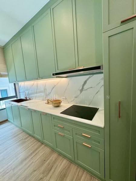 Patio Ratchayothin, Bangkok, Phahonyothin 32, Chan Kasem, Chatuchak, Bangkok, 3 Bedrooms, 263 sqm, Townhouse For Sale, by Thananthorn Wongvarnkaseam, 500518070 - DDproperty.com