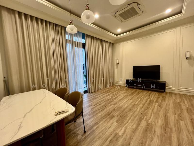 Patio Ratchayothin, Bangkok, Phahonyothin 32, Chan Kasem, Chatuchak, Bangkok, 3 Bedrooms, 263 sqm, Townhouse For Sale, by Thananthorn Wongvarnkaseam, 500518070 - DDproperty.com