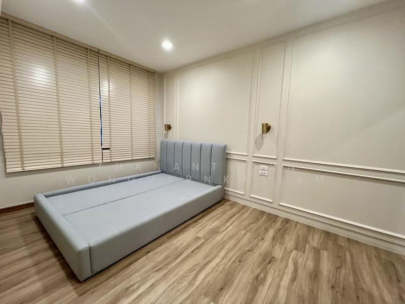 Patio Ratchayothin, Bangkok, Phahonyothin 32, Chan Kasem, Chatuchak, Bangkok, 3 Bedrooms, 263 sqm, Townhouse For Sale, by Thananthorn Wongvarnkaseam, 500518070 - DDproperty.com