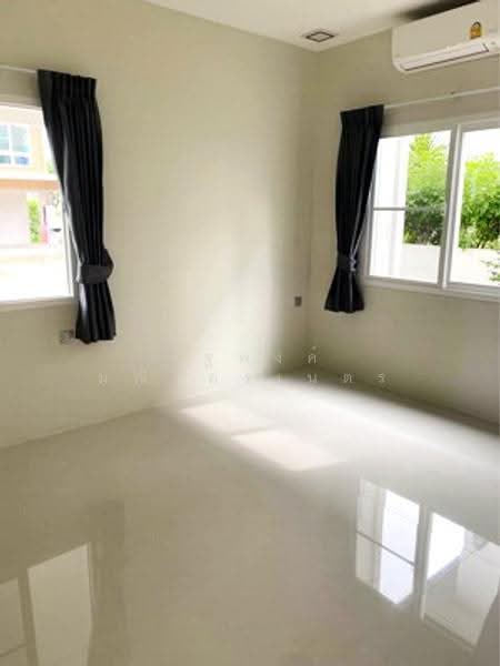 Mantana Motorway-New Krungthepkreetha, Bangkok, Phatthana Chonnabot 4 Road, Khlong Song Ton Nun, Lat Krabang, Bangkok, 3 Bedrooms, 223 sqm, Single Detached House For Rent, by นัฐพงค์ มณีอัครเนตร, 500518081 - DDproperty.com