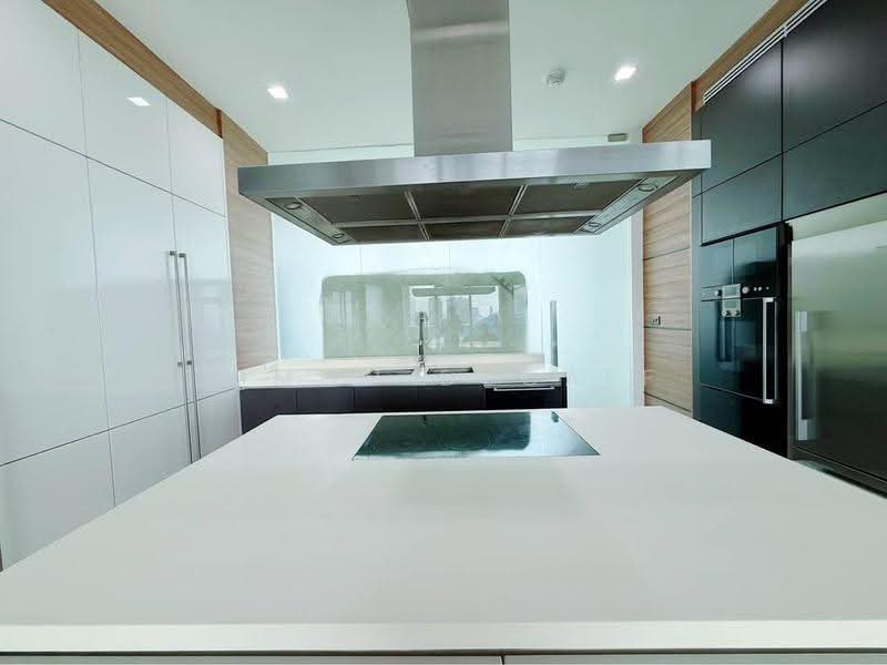 Millennium Residence, Bangkok, Sukhumvit Road, Khlong Toei, Bangkok, 3 Bedrooms, 255 sqm, Condo For Rent, by Simon Decalf, 500518084 - DDproperty.com